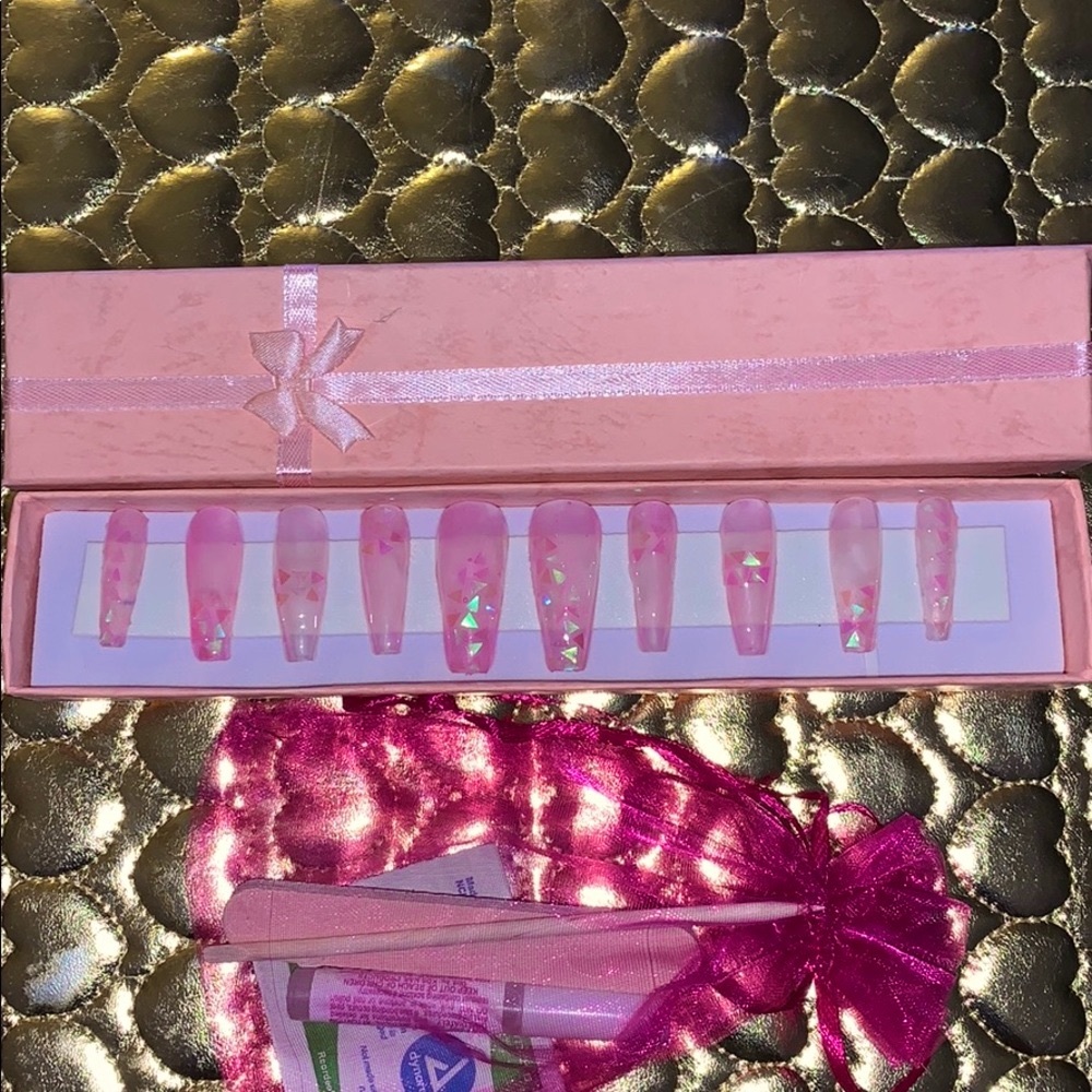 Jelly pink Mermaid GLOW press ons LAST ONE ( Medium ) - Picture 2 of 5